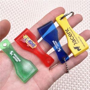 พวงกุญแจรูปที่ขูดพลาสติก สำหรับขูดสลากกินแบ่ง ของขวัญนำโชค - Product Image 2