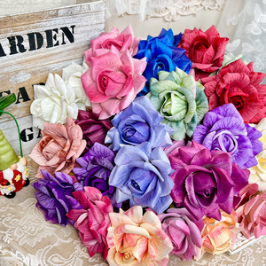 Flor Artificial de Seda con 3 Cabezas, Arreglo Floral Realista de Plástico para Decoración de Bodas y Hogar - Product Image 1