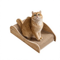 Arbre à chat de luxe en bois durable avec design multicouche, anti-chute et facile à assembler, résistant aux rayures