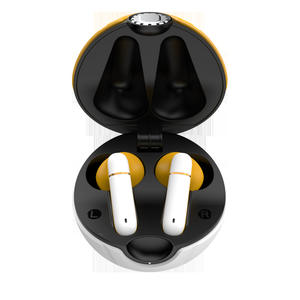 Audífonos Inalámbricos Deportivos Rojos Pokemoned Picachuu con Reducción de Ruido, Audífonos Pokeball Hechos de Plástico Resistente - Product Image 4