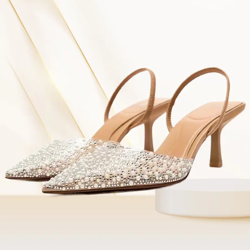 Desainer unik Tacones sepatu elegan sepatu bertatahkan jernih sedang hak sandal wanita
