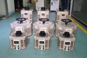 Regulador Automático de Voltaje Variac de Alta Frecuencia Trifásico Serie TSGC/TSGC2, 30KVA, Certificado CE - Product Image 3