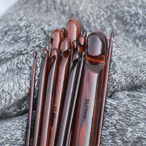 Meilleures ventes, ensemble de crochets en bois modernes faits à la main de haute qualité, prise confortable, design en bois naturel - Product Image 1