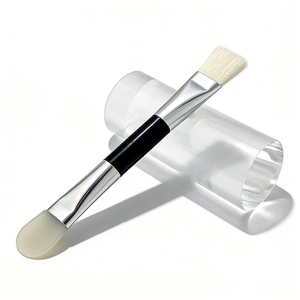 Applicateur de <span class=keywords><strong>masque</strong></span> facial <span class=keywords><strong>en</strong></span> <span class=keywords><strong>silicone</strong></span> souple végétalien double embout <span class=keywords><strong>pour</strong></span> <span class=keywords><strong>masque</strong></span> facial – Vente <span class=keywords><strong>en</strong></span> gros - Product Image 1