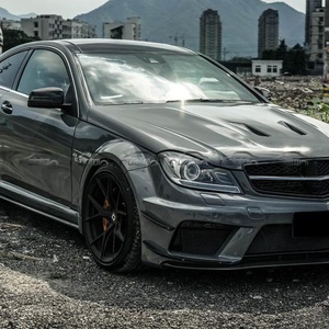 ฝาครอบกระโปรงหน้าคาร์บอนไฟเบอร์ รุ่น Black Series สำหรับรถยนต์เมอร์เซเดส-เบนซ์ C-Class W204 C63 ปี 2011 ขึ้นไป - Product Image 4