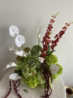 Centre de table en rose artificielle de haute qualité, durable, en soie et mousse, couleur bordeaux et vert, chemin de table pour mariage QSLH