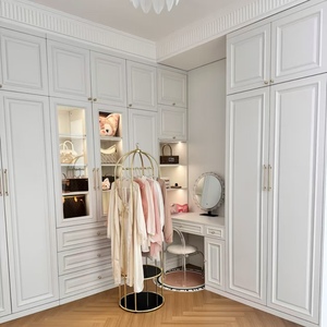 Armario Empotrado para Dormitorio Estilo Francés BALOM, Blanco Mate, Cierre Suave, Diseño Modular Personalizado, Venta al Por Mayor de Fábrica OEM - Product Image 5