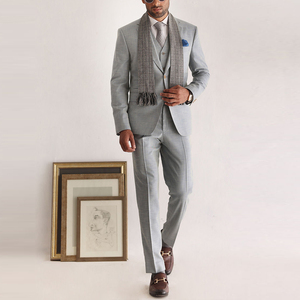 Costume d'affaires premium pour homme, ensemble trois pièces formel avec gilet et pantalon assortis pour le bureau et les mariages - Product Image 1