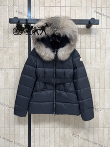 Doudoune de luxe pour femme, doudoune canadienne pour femme avec capuche en fourrure de renard, rembourrage en duvet de canard blanc en polyester - Product Image 5