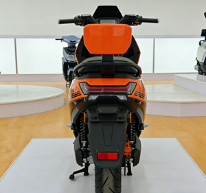 Motocicleta Eléctrica Naranja de Fábrica Jiuyang, 1500W-3000W, Largo Alcance, para Adultos, con Velocidad >80km/h, Voltaje 48V-72V - Product Image 3
