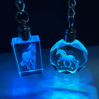 Porte-clés créatif classique en cristal LED en forme de cheval, style européen et américain, avec signes du zodiaque en verre laser 3D