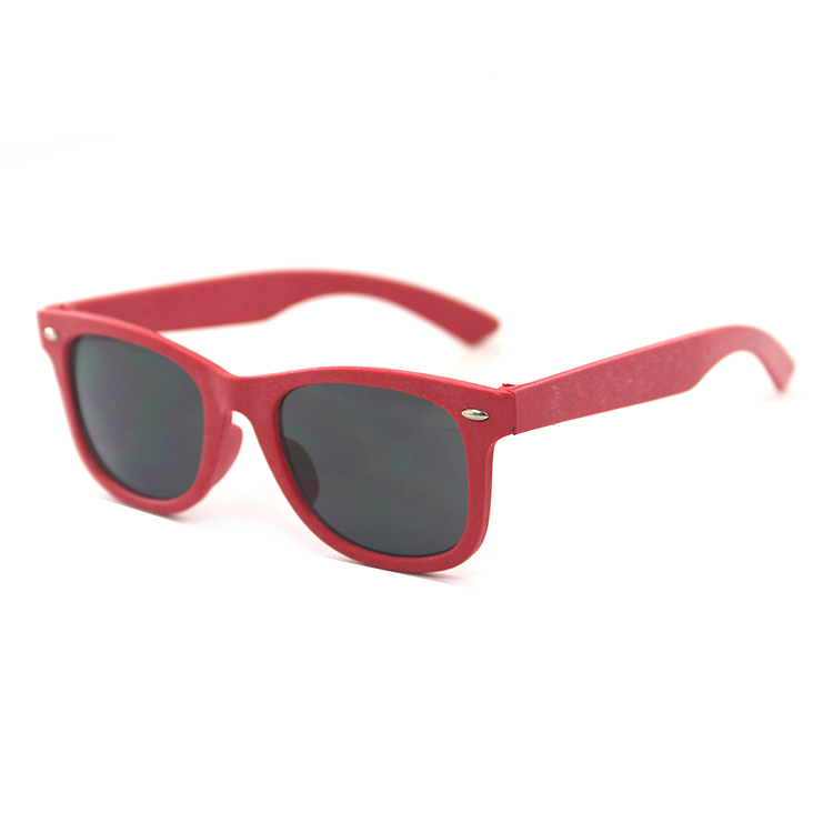 Lens: black + frame: red