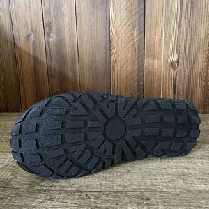 Botas de Invierno y Otoño Unisex de Media Pantorrilla de Alta Calidad, Botas de Trabajo Elegantes y Seguras con Cordones y Suela Gruesa - Product Image 4