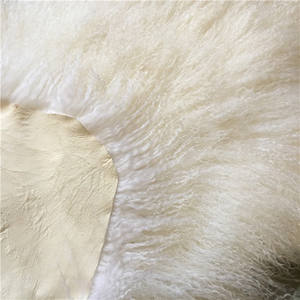 Plaques en peau de mouton bouclée naturelle Peau d'agneau Jeté de canapé-lit - Product Image 2