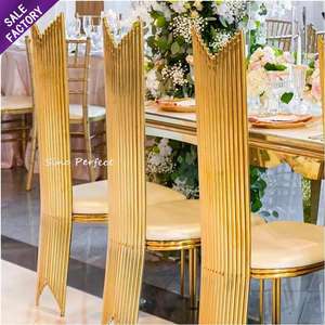 Chaises de salle à manger classiques, élégantes, à louer, pour restaurant, dossier haut, en acier inoxydable doré, de haute qualité - Product Image 1