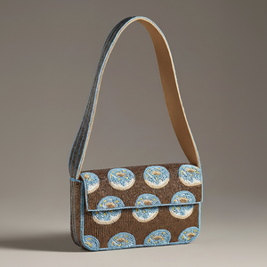 Sac à main chic et léger brodé de perles avec bandoulière, motif brodé main au point de croix, forme carrée et personnalisable - Product Image 1