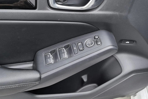 รถยนต์ฮอนด้า ซีวิค ไทป์ อาร์ FL5 2.0L VTEC เทอร์โบ ซีดาน ขับเคลื่อนล้อหน้า พวงมาลัยซ้าย สภาพดี รถสมรรถนะสูง สำหรับขายส่งและส่งออก - Product Image 6