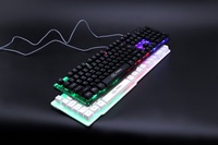 La nouvelle combinaison de clavier et de souris LED colorées filaire USB 104 touches clavier ergonomique ensemble de souris convient aux joueurs