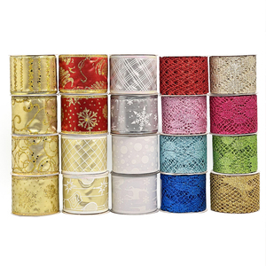 Cinta de Raso Brillante Plateada y Dorada con Alambre para Navidad, 100% Poliéster, Rollo de una Sola Cara con Patrones para Envolver Regalos - Product Image 3