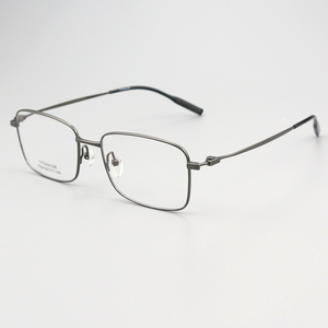 OEM fabricante Shenzhen venta al por mayor 2025 clásico de los hombres de titanio anteojos de lujo <span class=keywords><strong>Retro</strong></span> Rectangular monturas de gafas con estuche - Product Image 5