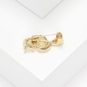 Broche de cuerno de <span class=keywords><strong>clave</strong></span> de sol con diamantes de imitación de aleación elegante y atmosférica, ramillete, accesorios de insignia de <span class=keywords><strong>instrumento</strong></span> <span class=keywords><strong>Musical</strong></span> de moda - Product Image 6