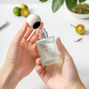 Perfume Romántico de Larga Duración con Aroma Frutal para Mujer, Estilo Moderno y Lindo, Perfume Pequeño para Estudiantes, Explosiones de Luz de Té en Vivo - Product Image 4