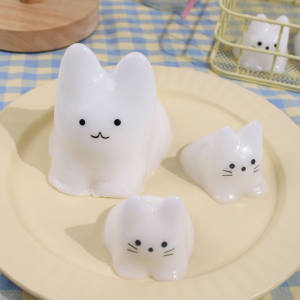 Jouet sensoriel anti-stress en forme de lapin, mignon, rembourré de sable, extensible, parfumé, en TPR, unisexe - Product Image 2