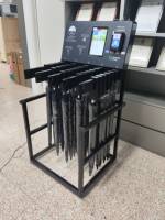Distributeur automatique de parapluies intelligent à écran tactile de haute qualité et durable pour hôtels et métros, avec lecteur de carte de crédit