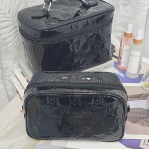 Bolsa de Maquillaje de Alta Calidad, Bolsa de Cuero PU Brillante con Cierre, Bolsa de Belleza Impermeable, Bolsa de Cosméticos con Logotipo en Relieve - Product Image 2