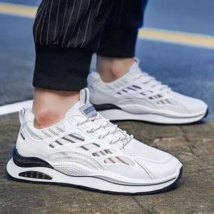 Scarpe da <span class=keywords><strong>Uomo</strong></span> Primavera Autunno 2026 Nuove <span class=keywords><strong>Sneakers</strong></span> Sportive Traspiranti in Mesh Ammortizzanti Leggere per Studenti - Product Image 6