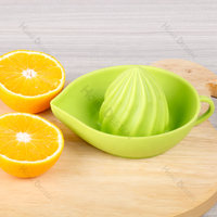 Mini presse-agrumes portable portable pour la cuisine Nouvelle presse à main manuelle Presse-fruits et légumes pour citron Orange Autres fruits