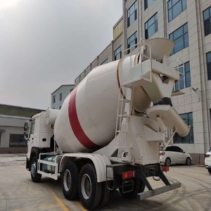 Camion malaxeur <span class=keywords><strong>à</strong></span> ciment Sany, <span class=keywords><strong>tambour</strong></span> résistant <span class=keywords><strong>à</strong></span> l'usure, longue durée de vie, largement utilisé dans la construction des infrastructures urbaines - Product Image 1