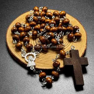 A buon mercato 6*7mm rosario marrone scuro vergine maria rosari perline di legno religioso cattolico collana croce bianca ciondolo in magazzino - Product Image 1