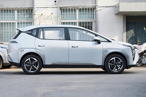 Largement répandu et chaud tout nouveau pas cher Auto <span class=keywords><strong>AION</strong></span> Y Plus SUV 610 Enjoyment Edition avec Top et bonne qualité - Product Image 3