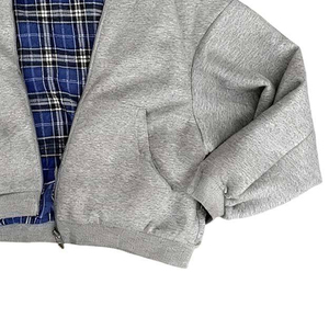 TOPSHOW Vente en gros Sweat à capuche zippé personnalisé vierge épais pour homme, chaud pour l'hiver, doublé en flanelle à carreaux, en polaire grise - Product Image 3