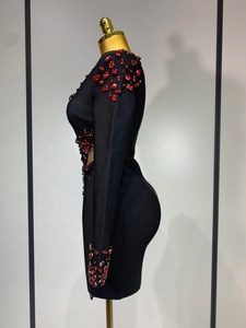 Abito Nero Aderente da Donna, Maniche Lunghe, Scollo a V, con Strass, Elegante per Serate, Club, Feste e Compleanni - Product Image 3