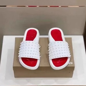 Mules de luxe de créateur à semelle rouge, antidérapantes et à semelle épaisse pour hommes et femmes, plates et minimalistes pour l'extérieur - Product Image 1