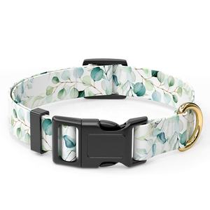 Collar de entrenamiento para perros impermeable con características sostenibles Estampado de poliéster y decoración de cinta - Product Image 1