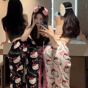 Phụ nữ flannel Pajama quần có tính năng sang trọng và phim hoạt hình Thiết kế quần cung cấp sự thoải mái trong khi thêm - Product Image 2