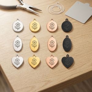 Pendentif personnalisé en acier inoxydable, breloque gravée, plaqué or 18 carats, rond, cœur, ovale, 304 316L, pour collier et bijoux DIY - Product Image 1