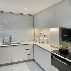 Meubles de cuisine design moderne, ensemble de rangement complet, îlot sur mesure, placards de garde-manger, amélioration de la maison de luxe - Product Image 1