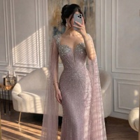 Robe de soirée de luxe Serene Hill LA72575D ornée de perles avec manches cape, collection 2026, haute couture, robe de soirée de célébrité pour femme