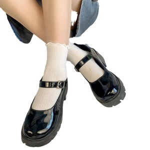 Women's Solid Color Ruffled Edge Mid Calf <b>Socks</b> Breathable Cotton Slouch <b>Socks</b> White And <b>Black</b> Youth Casual Style - Product Image 5