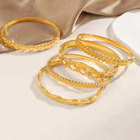 Gelang Manset Titanium Baja Lapis Emas 18K PVD Multi Gaya, Berhiaskan Berlian, Motif Geometris Hati Bergelombang, Dapat Ditumpuk, Untuk Wanita