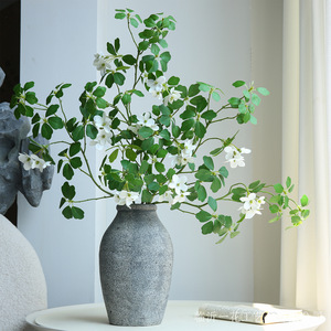 Arreglo Floral Artificial de Guanyin de Yihua, Planta de Seda para Decoración Moderna del Hogar, Arreglo en Jarrón para Sala de Estar, Entrada o Mostrador - Product Image 4