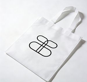 Bolsa de Mano Reutilizable Ecológica de RPET No Tejido, Personalizable con Certificación GRS e ISO9001 para Supermercados - Product Image 6