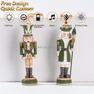 Vente flash : Ensemble d'ornements de <span class=keywords><strong>casse</strong></span>-noisettes rustiques verts avec un design de couronne de plumes pour la décoration de l'arbre de Noël, ornements de Noël - Product Image 2