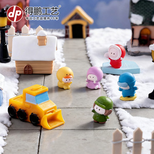 Adorno Navideño de Resina en Miniatura, Casa de Nieve de Dibujos Animados, Set de Decoración DIY, Accesorio de Escritorio Navideño - Product Image 4