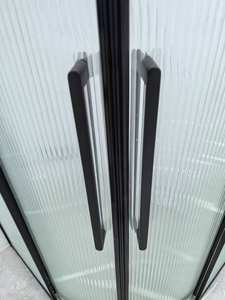 Cabine de <span class=keywords><strong>douche</strong></span> en forme d'éventail de style italien minimaliste et luxueuse, sur mesure. - Product Image 2