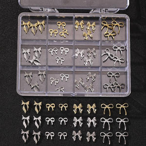 Vente flash - Modèle ZY01 - Accessoires pour nail art <span class=keywords><strong>en</strong></span> alliage métallique 3D à 12 compartiments - Ensemble <span class=keywords><strong>de</strong></span> charmes pour ongles <span class=keywords><strong>en</strong></span> forme <span class=keywords><strong>de</strong></span> papillon - <span class=keywords><strong>D</strong></span>écorations <span class=keywords><strong>en</strong></span> strass - Product Image 2